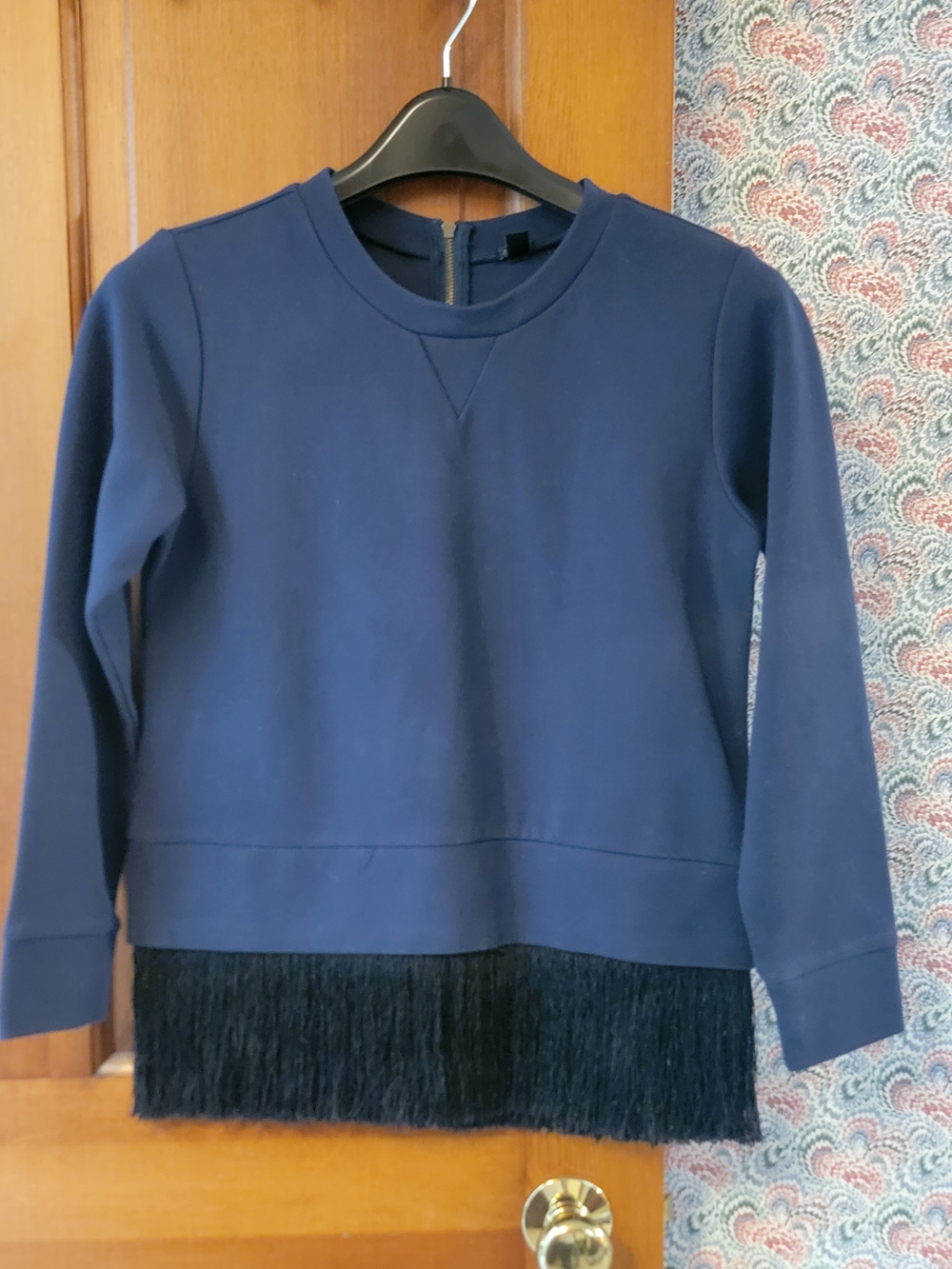 J.Crew Navy Blue Black Fringe Hem Sweatshirt Back Zip Pullover Style E4354 XS
